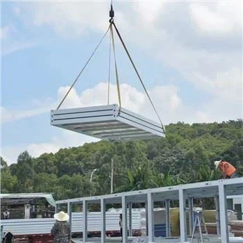 Куће са одвојивим контејнерима модерног дизајна