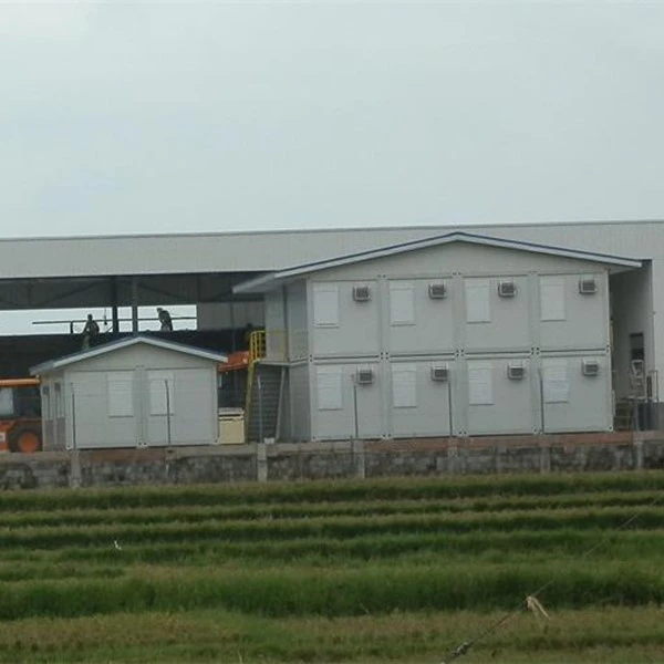 4-container house 4-container house